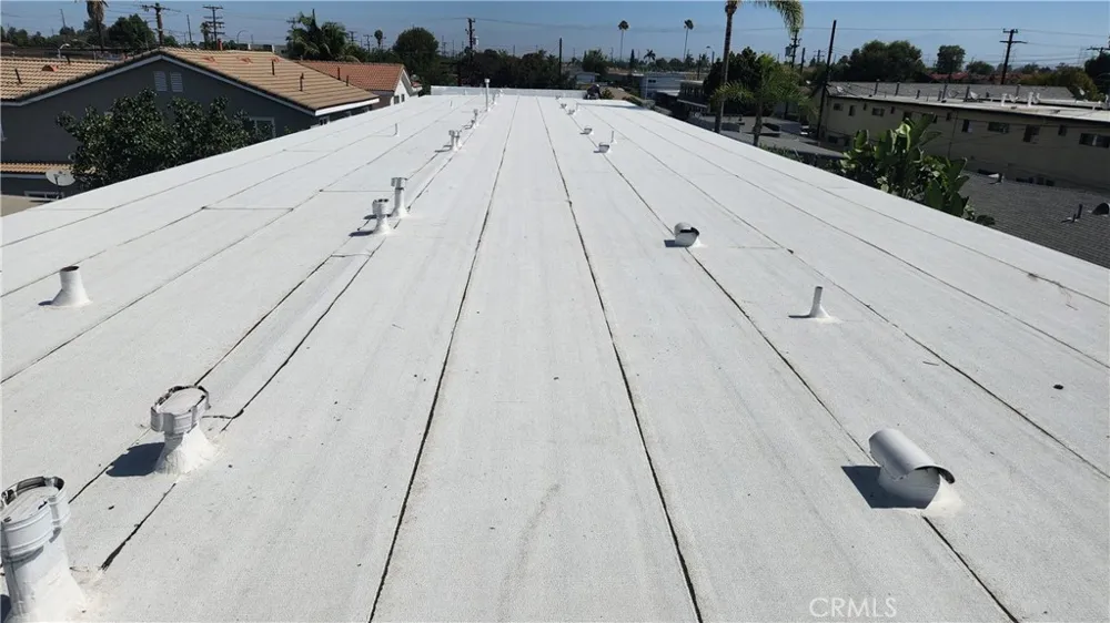 5029 Santa Ana Cudahy, CA 90201