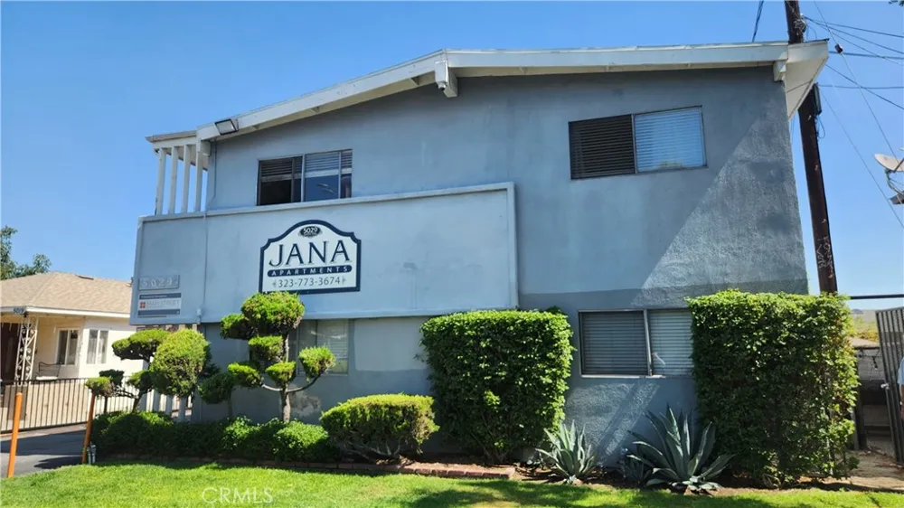 5029 Santa Ana Cudahy, CA 90201