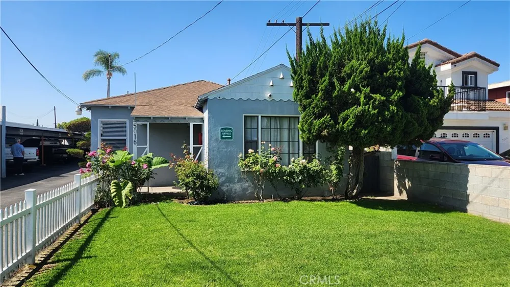5029 Santa Ana Cudahy, CA 90201