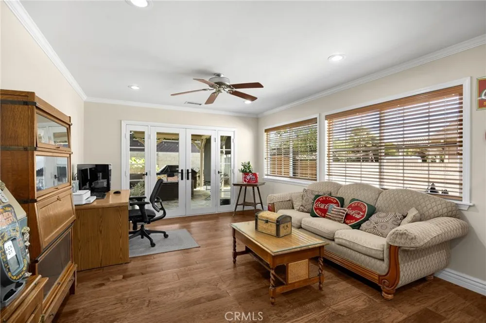 1040 El Mirador Drive Fullerton, CA 92835