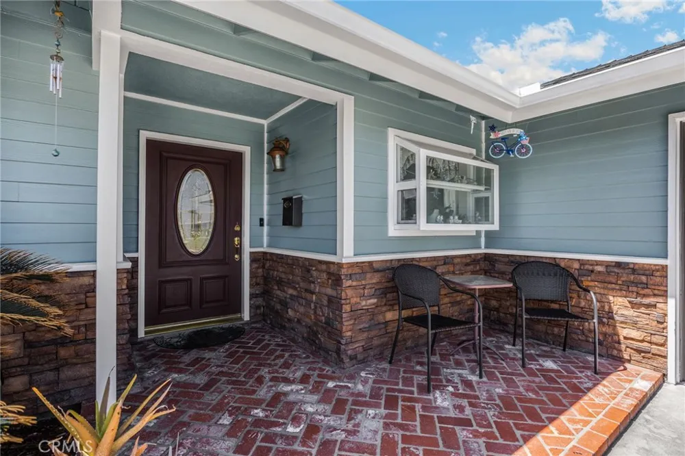 1040 El Mirador Drive Fullerton, CA 92835