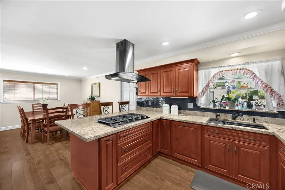 1040 El Mirador Drive Fullerton, CA 92835