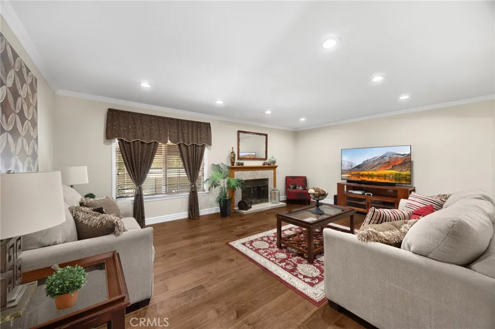 1040 El Mirador Drive Fullerton, CA 92835