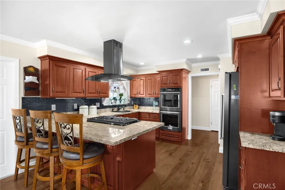 1040 El Mirador Drive Fullerton, CA 92835