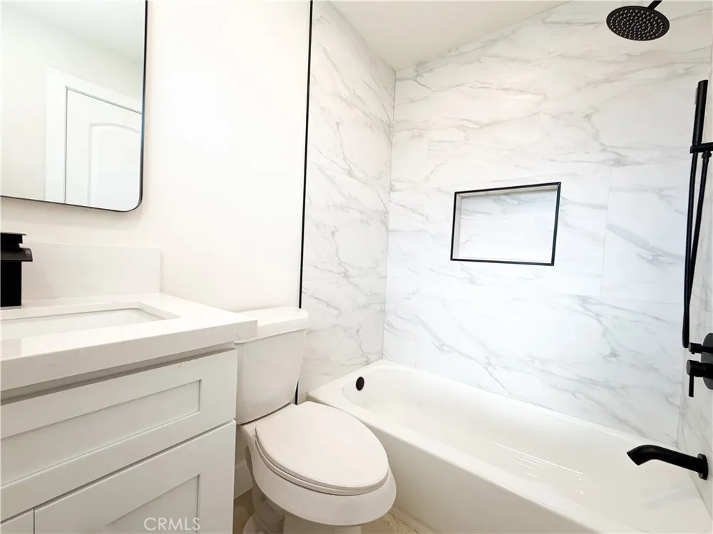 110 Western Santa Ana, CA 92703