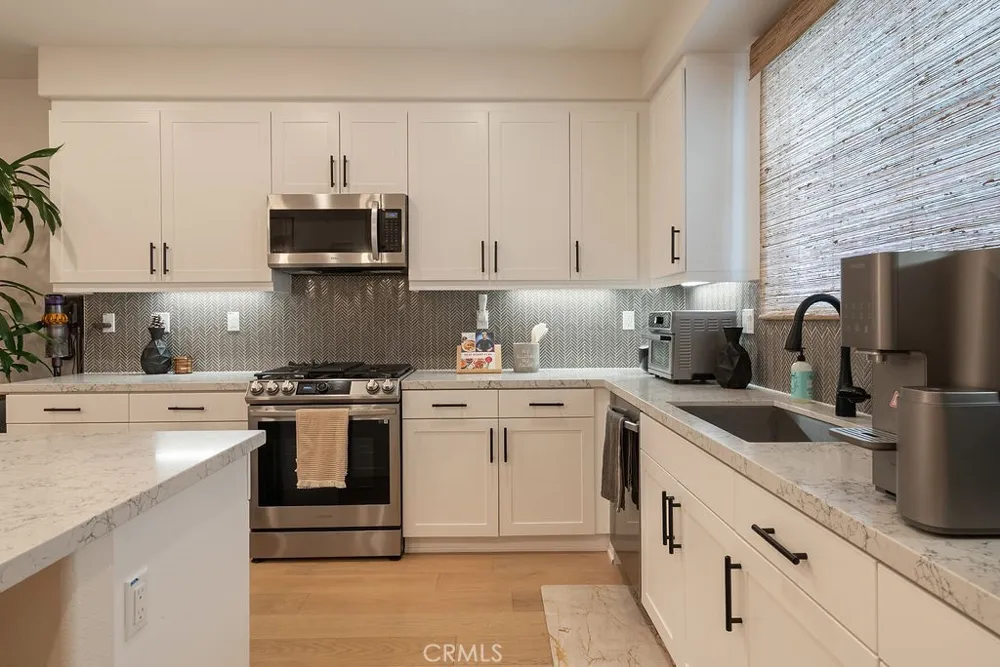 1341 Reliance Carson, CA 90746