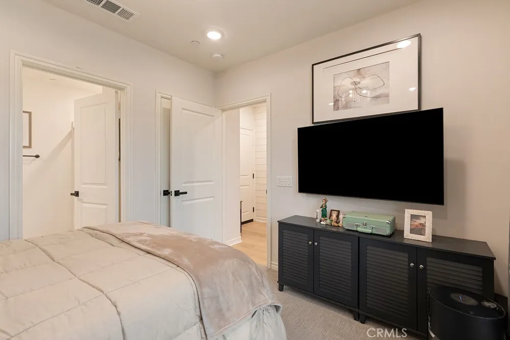 1341 Reliance Carson, CA 90746