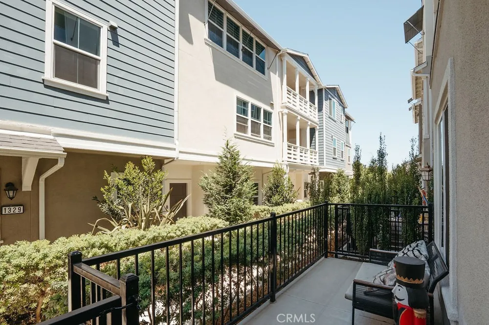 1341 Reliance Carson, CA 90746