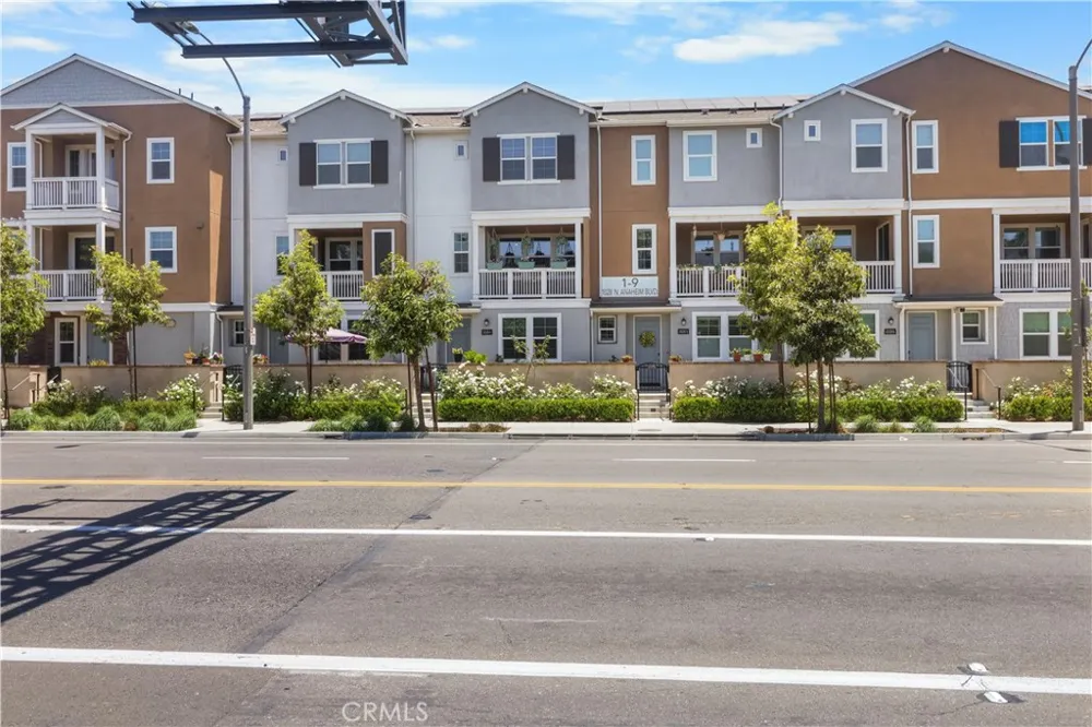 1028 Anaheim Boulevard #4 Anaheim, CA 92801