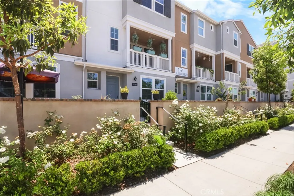 1028 Anaheim Boulevard #4 Anaheim, CA 92801