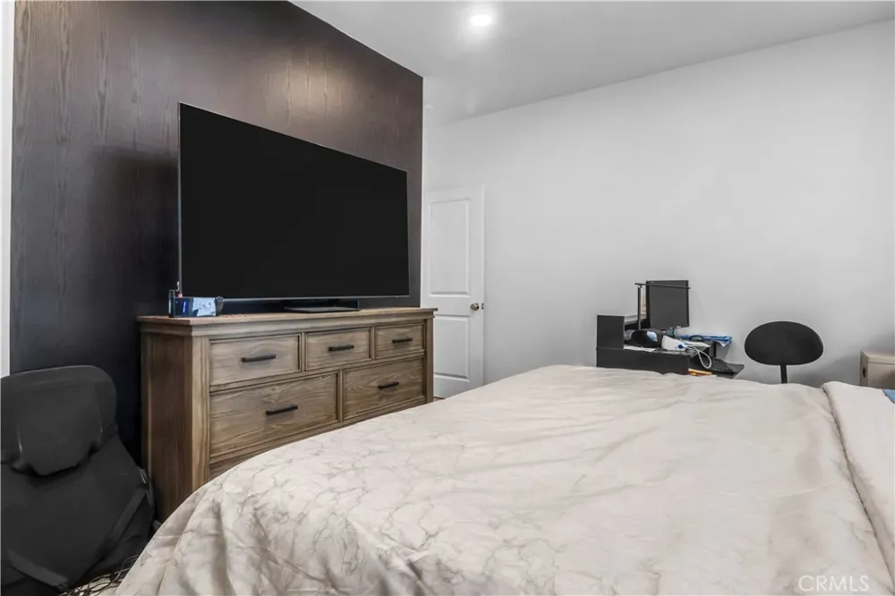 1028 Anaheim Boulevard #4 Anaheim, CA 92801