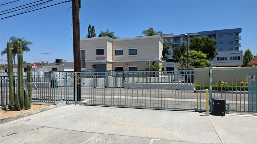 5822 FULLERTON Buena Park, CA 90621