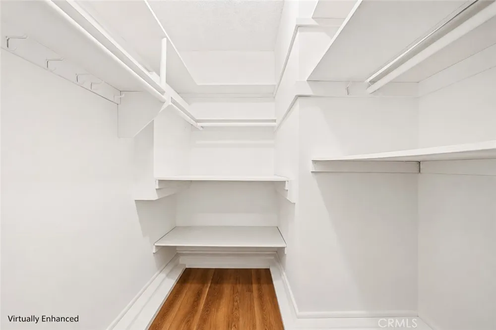 1539 Laurel Avenue #202 Los Angeles, CA 90046