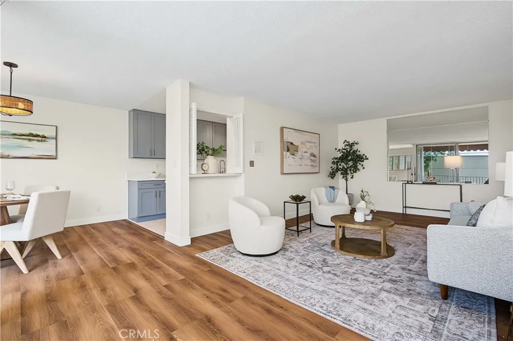 1539 Laurel Avenue #202 Los Angeles, CA 90046