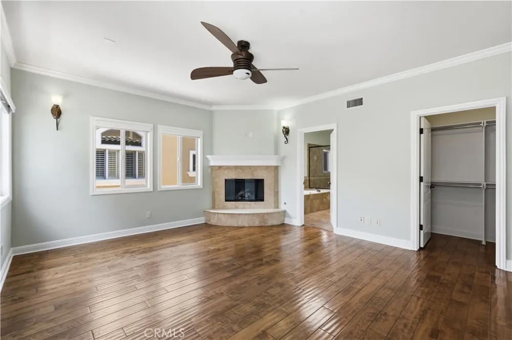 520 Elena #B Redondo Beach, CA 90277