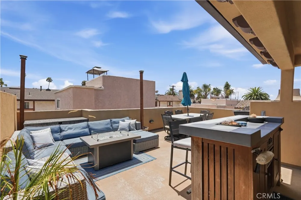 520 Elena #B Redondo Beach, CA 90277