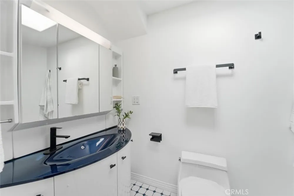 320 Paseo De La Playa #E Redondo Beach, CA 90277