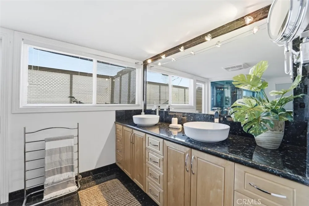 320 Paseo De La Playa #E Redondo Beach, CA 90277