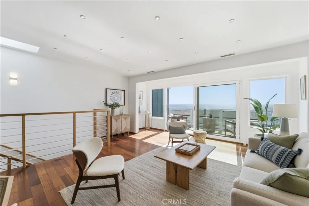 320 Paseo De La Playa #E Redondo Beach, CA 90277