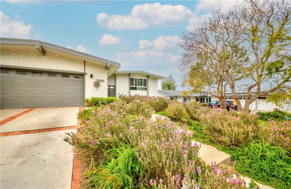 28551 Blythewood Drive Rancho Palos Verdes, CA 90275