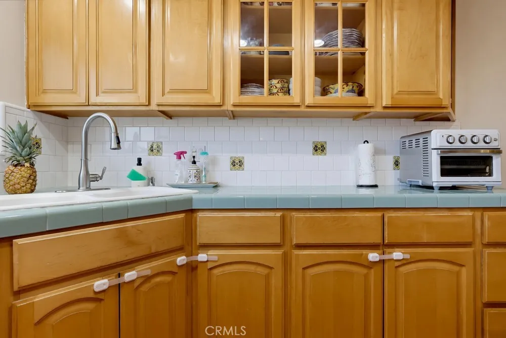 3166 S Sepulveda Boulevard #6 Los Angeles, CA 90034