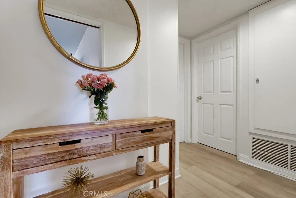 3166 S Sepulveda Boulevard #6 Los Angeles, CA 90034