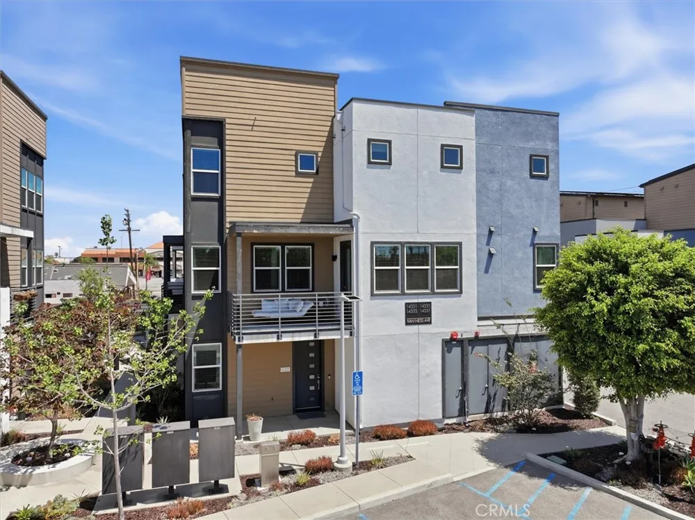 14331 Van Ness Avenue Gardena, CA 90249