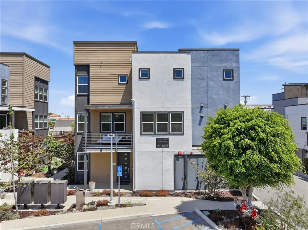 14331 Van Ness Avenue Gardena, CA 90249