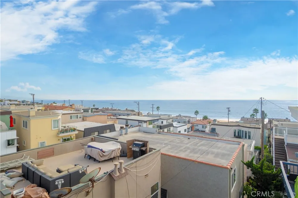 214 El Porto Street Manhattan Beach, CA 90266