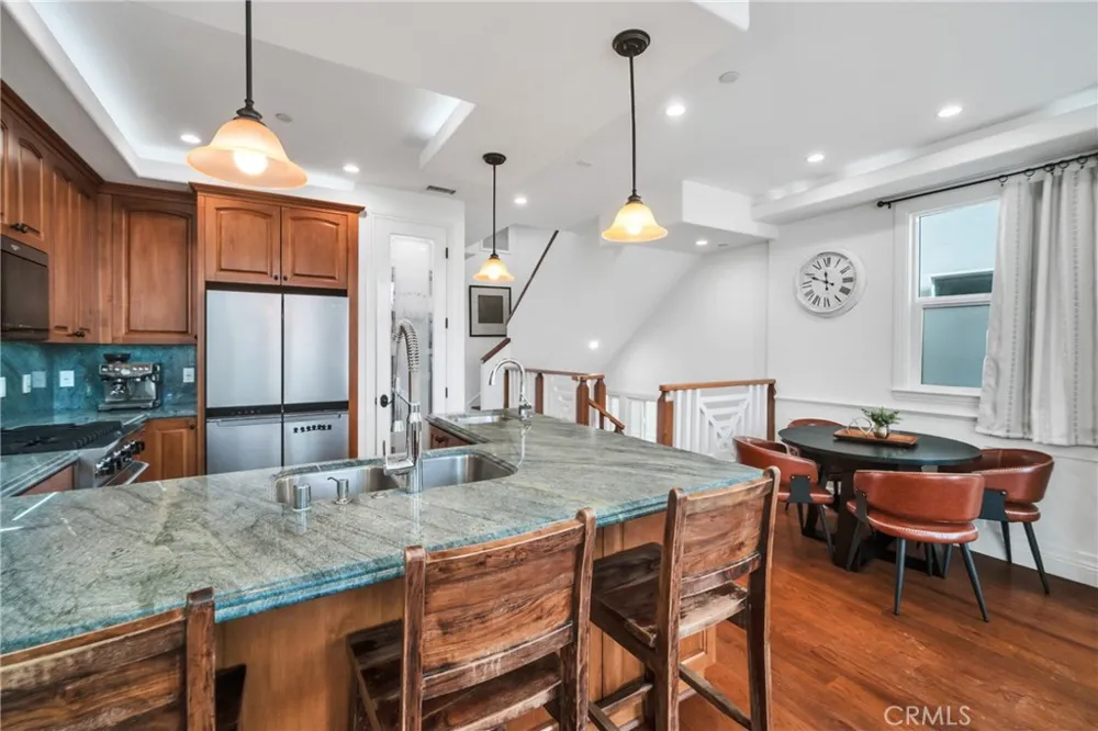 1725 Ford Avenue Redondo Beach, CA 90278