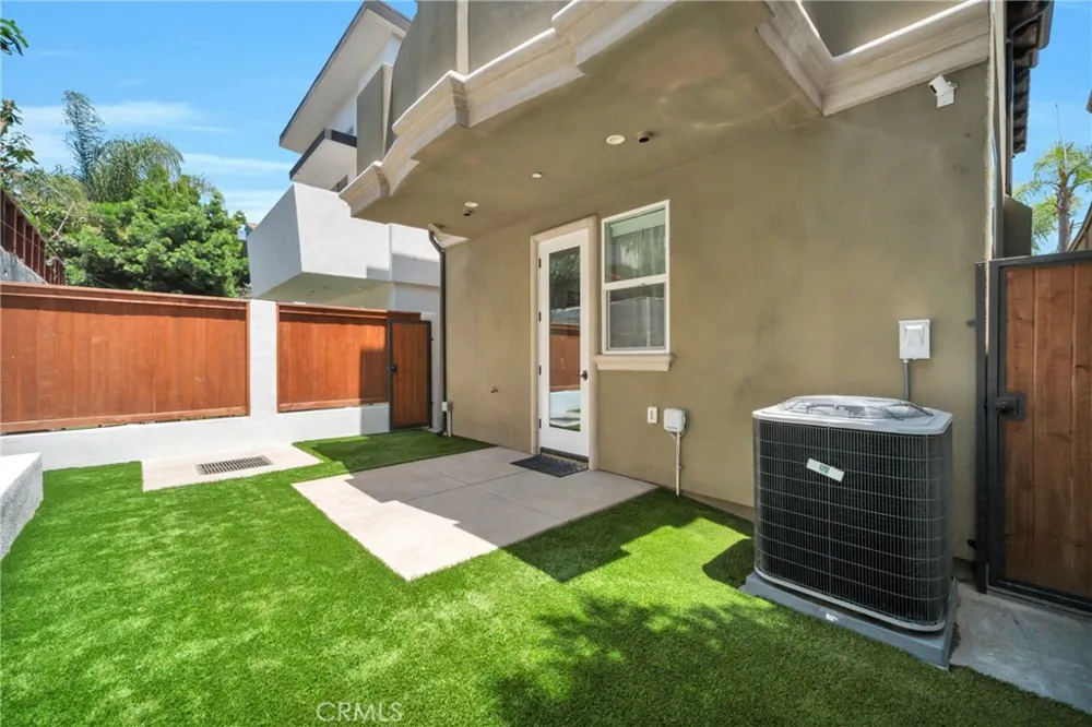 1725 Ford Avenue Redondo Beach, CA 90278