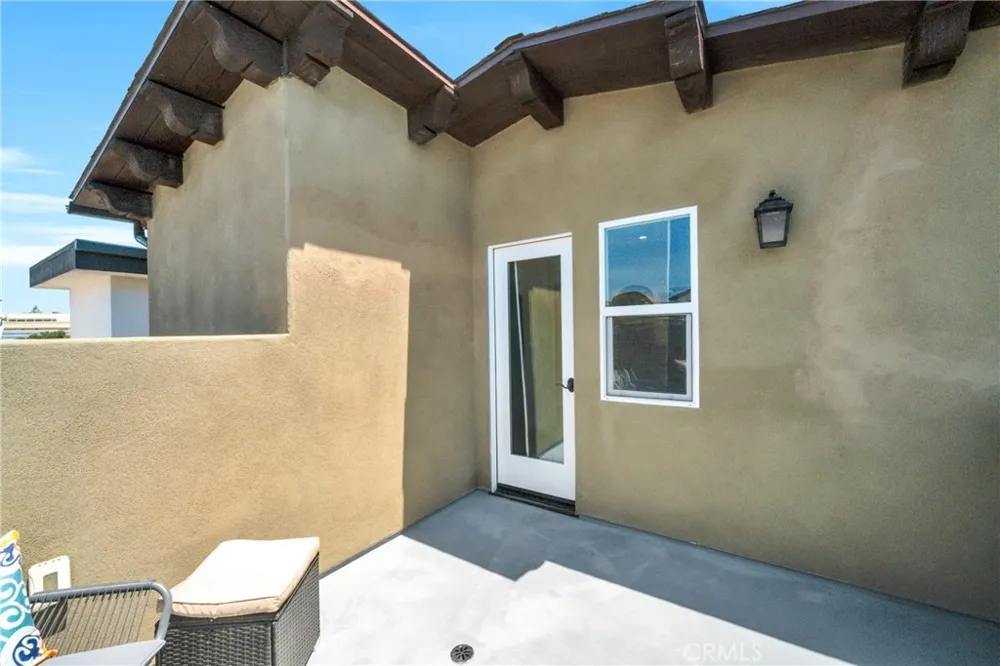1725 Ford Avenue Redondo Beach, CA 90278