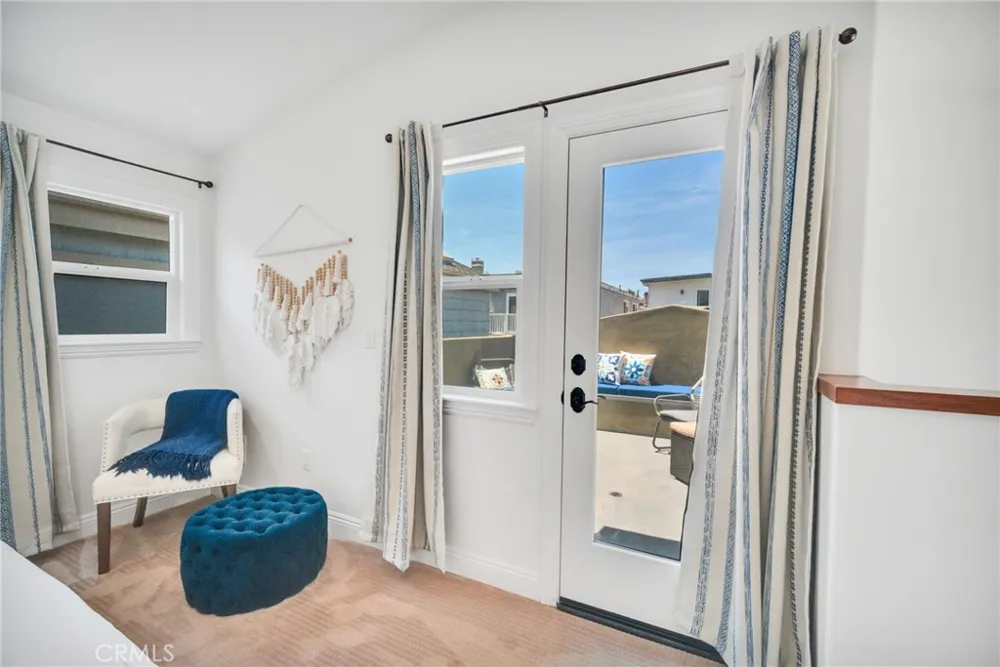 1725 Ford Avenue Redondo Beach, CA 90278