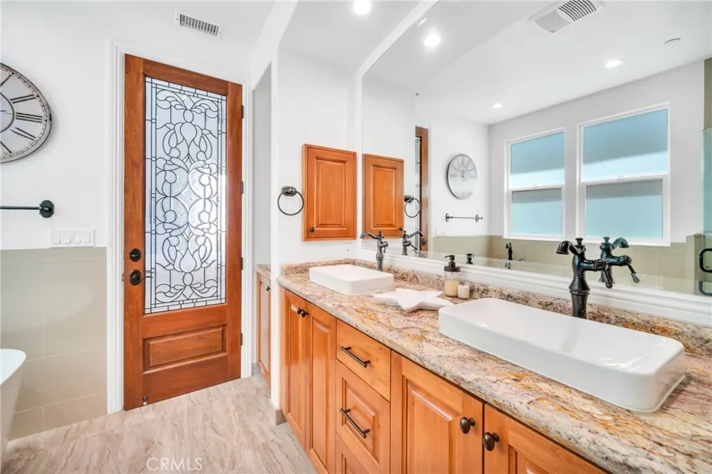 1725 Ford Avenue Redondo Beach, CA 90278
