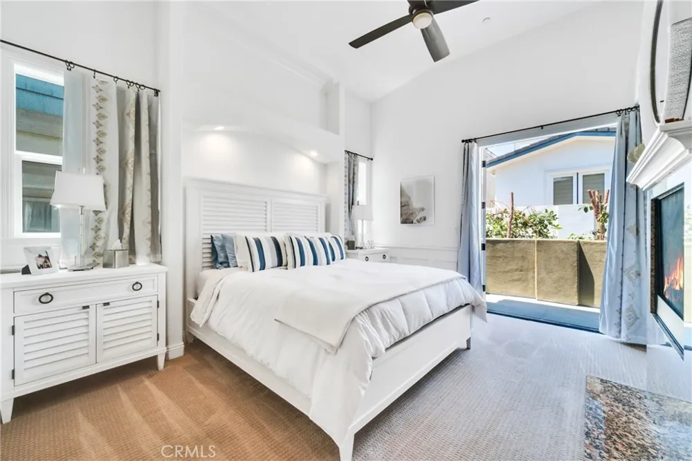 1725 Ford Avenue Redondo Beach, CA 90278