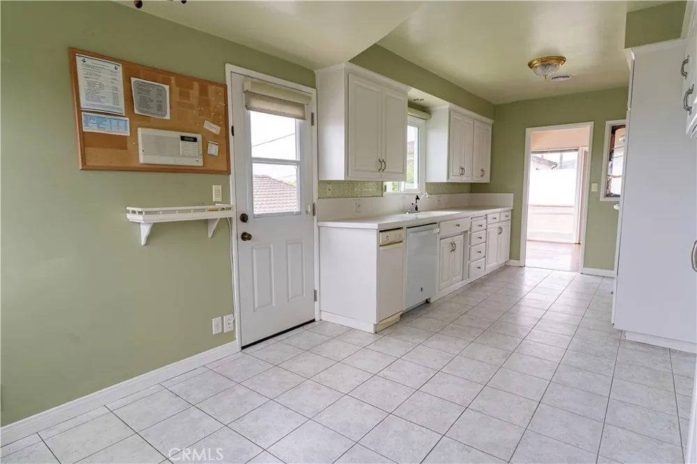 3407 Bowfin Avenue San Pedro, CA 90732