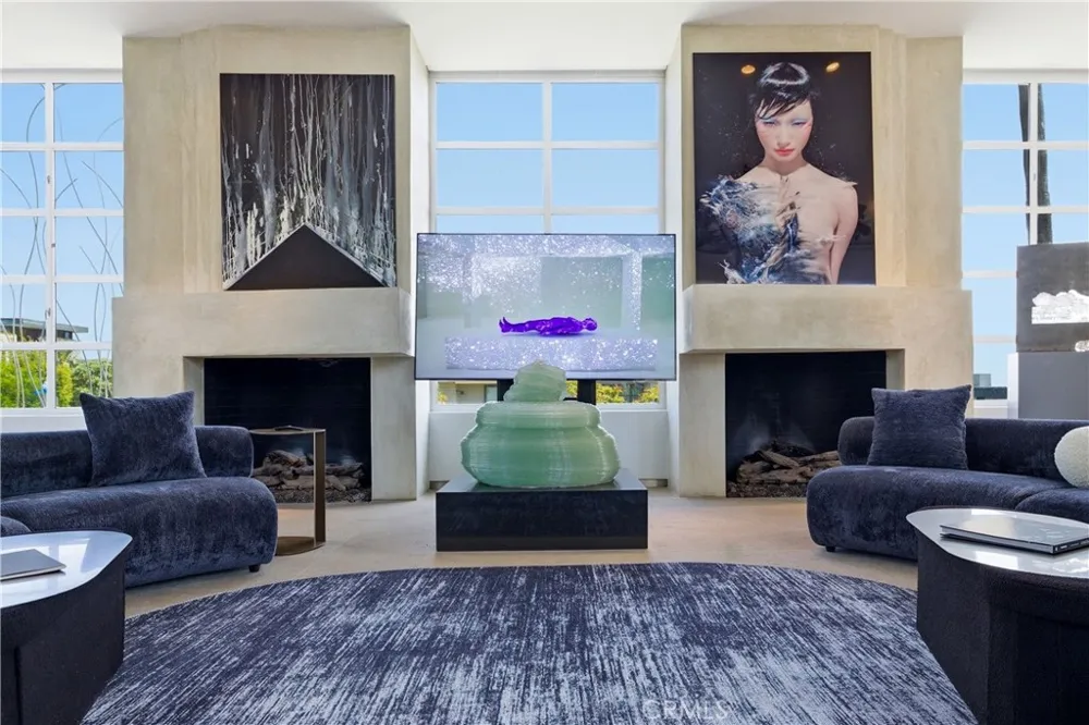 811 John Manhattan Beach, CA 90266