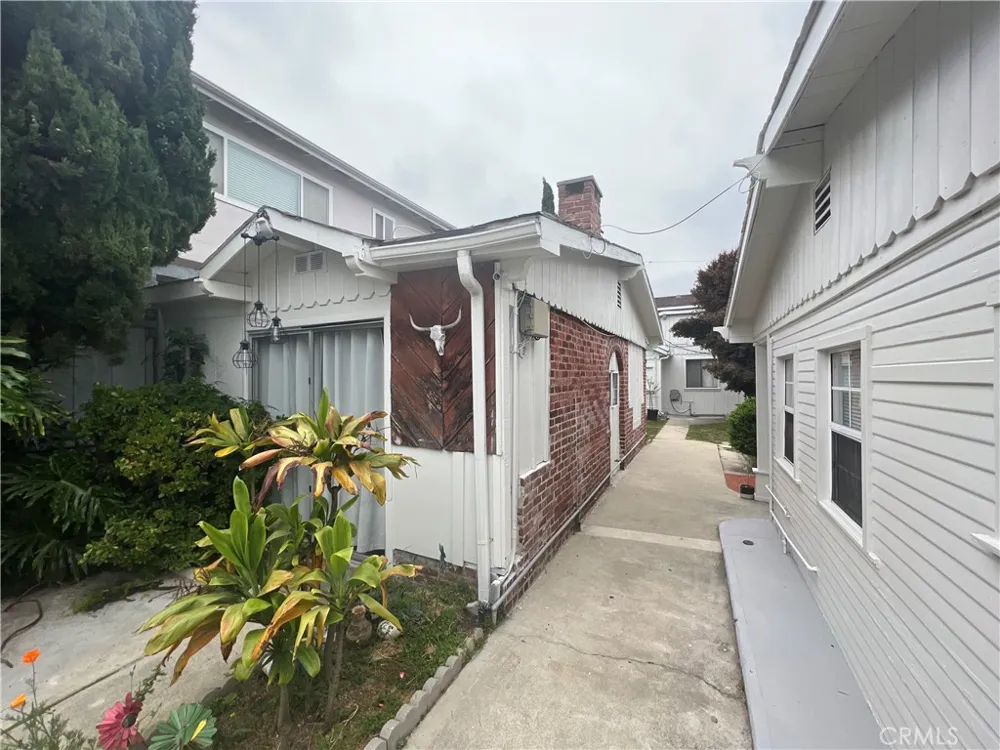 424 S Broadway Redondo Beach, CA 90277