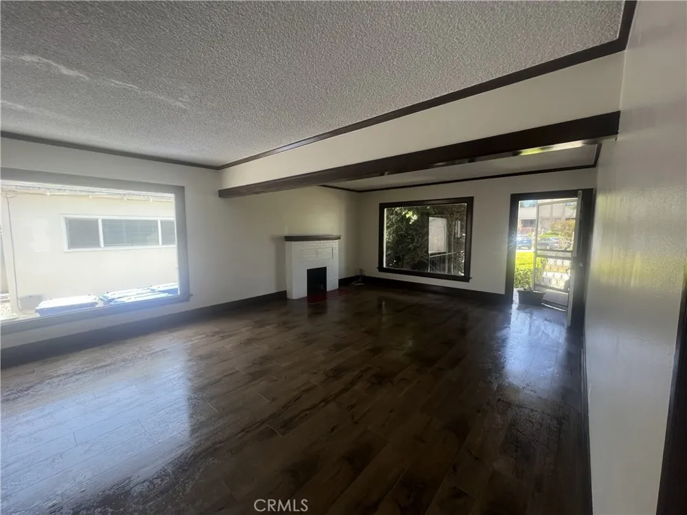 424 S Broadway Redondo Beach, CA 90277