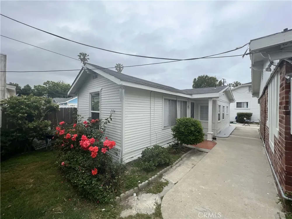 424 S Broadway Redondo Beach, CA 90277