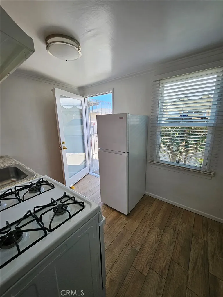 14914 S Denker #1 Gardena, CA 90247