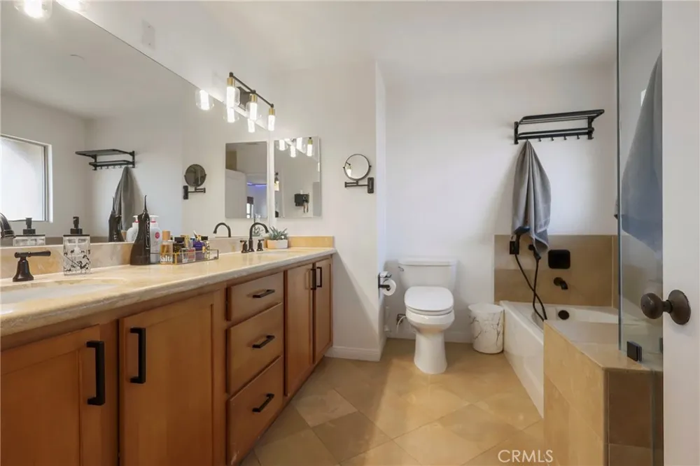 1611 208th st unit 3 Torrance, CA 90501