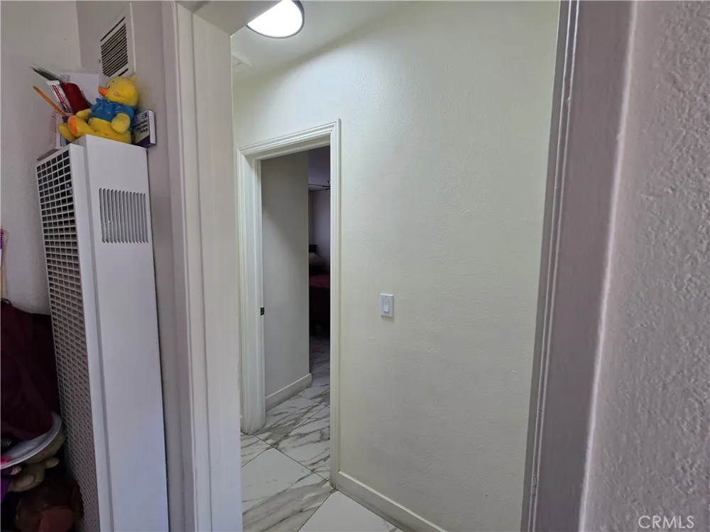 16644 Pioneer Artesia, CA 90701
