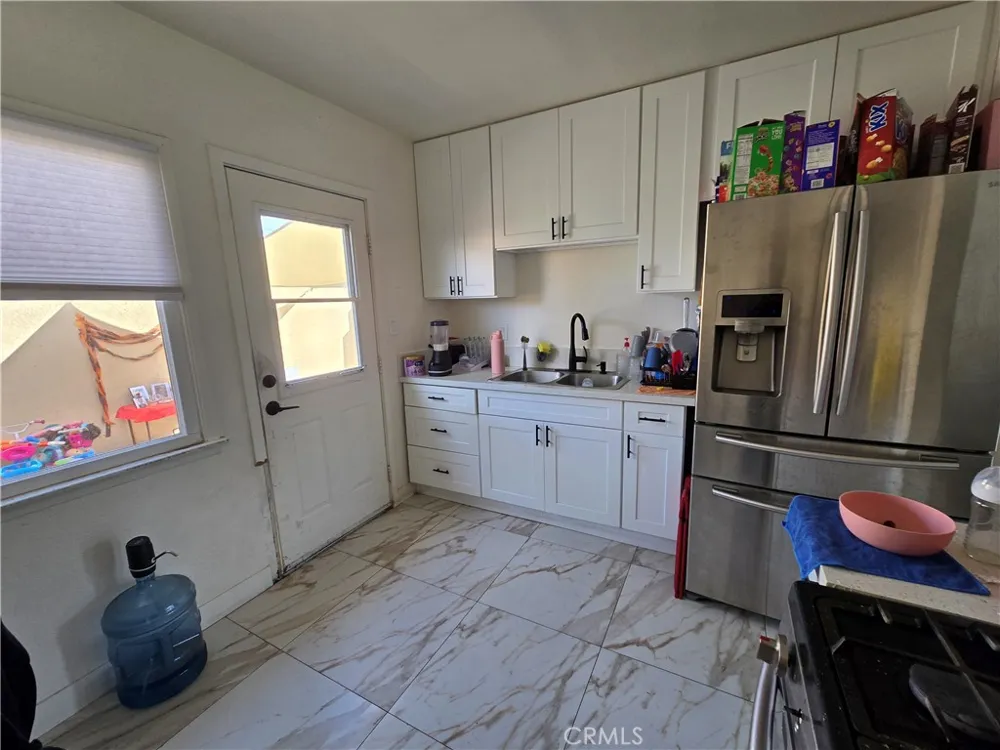 16644 Pioneer Artesia, CA 90701