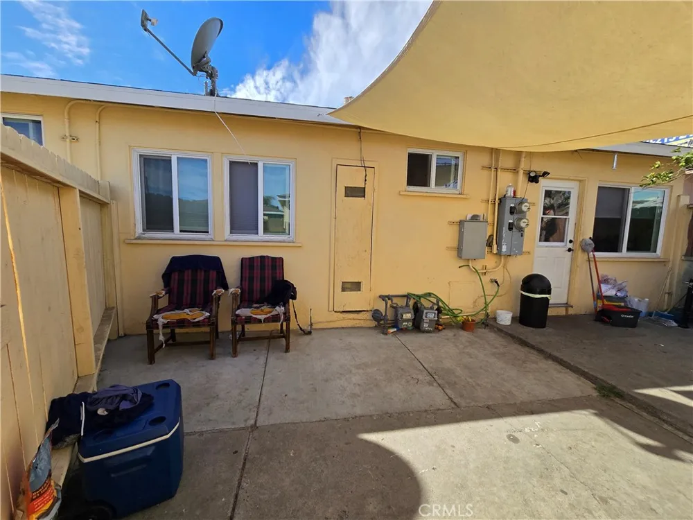 16644 Pioneer Artesia, CA 90701