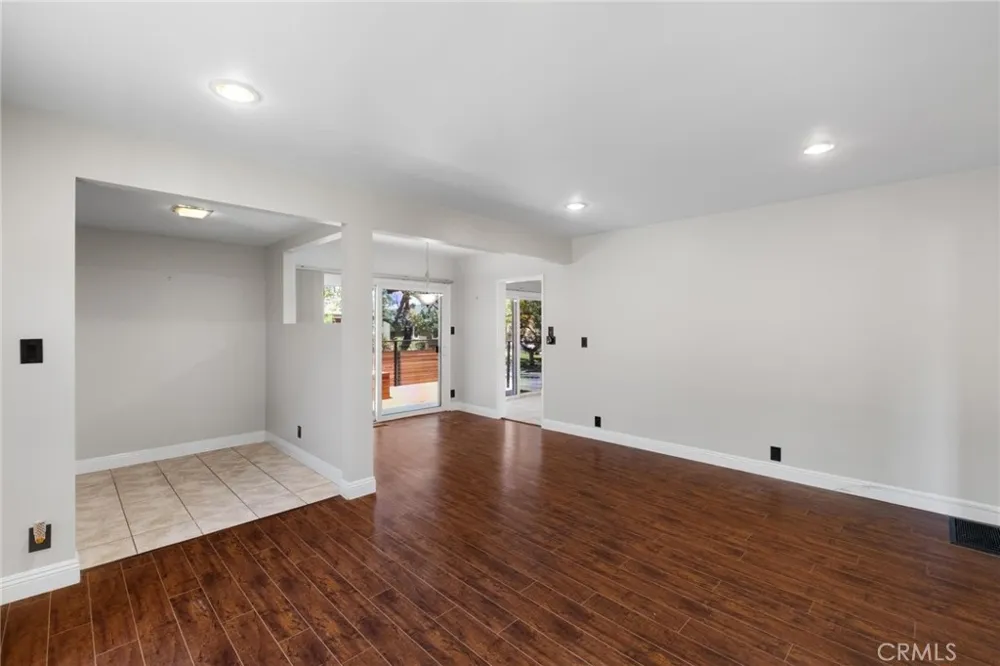 1719 265th Harbor City, CA 90710