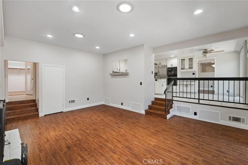 1719 265th Harbor City, CA 90710