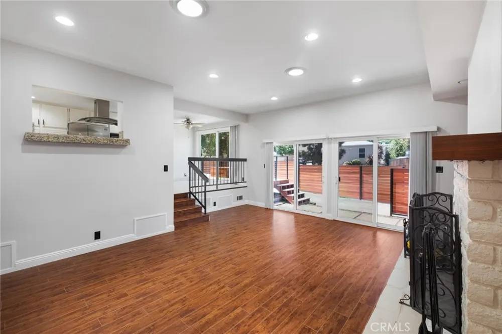 1719 265th Harbor City, CA 90710