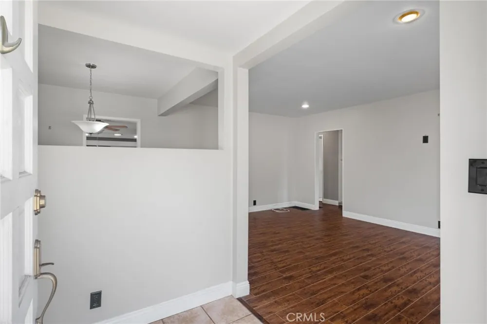 1719 265th Harbor City, CA 90710