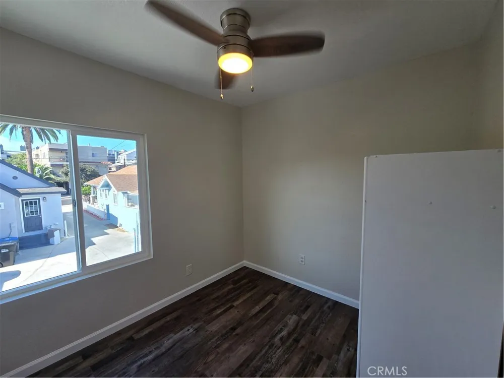 1921 E 6th Street Long Beach, CA 90802